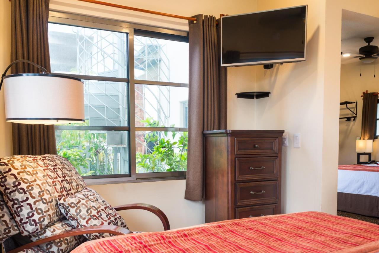 Alamos Inn Hotel Con Jacuzzi Y Piscina Cancun Ngoại thất bức ảnh