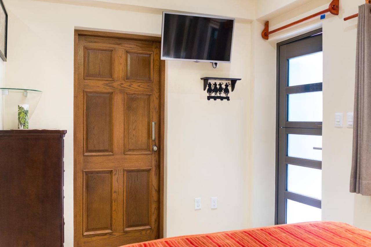 Alamos Inn Hotel Con Jacuzzi Y Piscina Cancun Ngoại thất bức ảnh