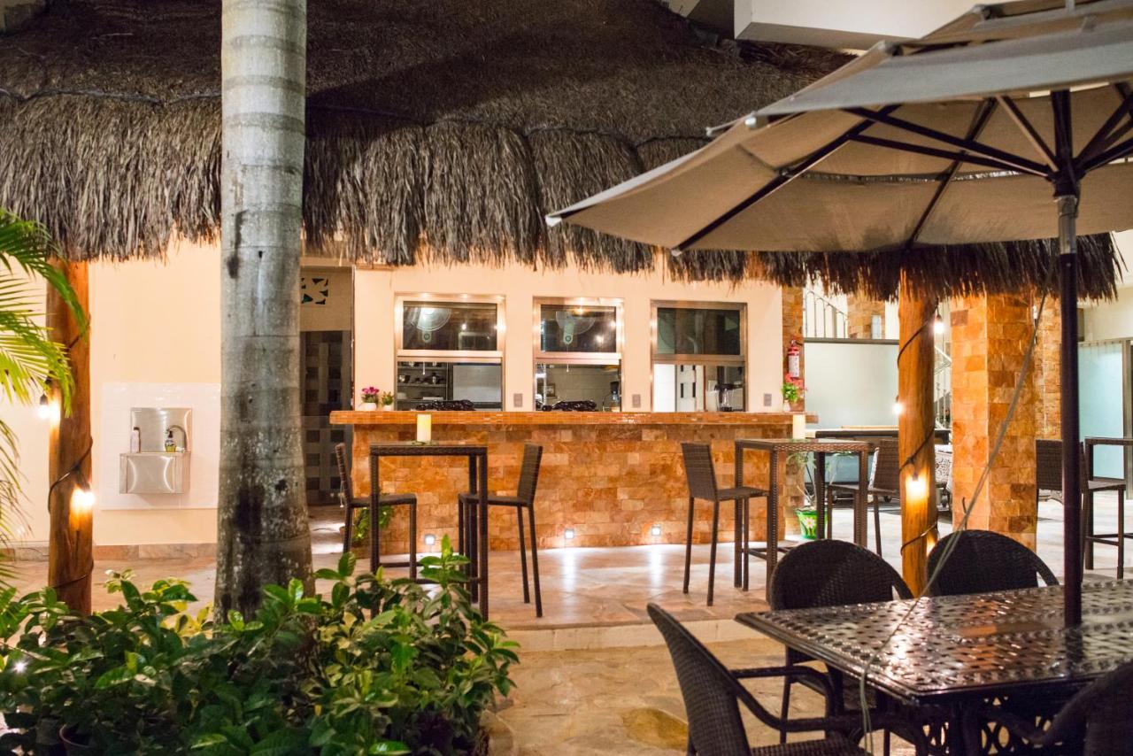 Alamos Inn Hotel Con Jacuzzi Y Piscina Cancun Ngoại thất bức ảnh